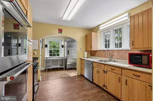 6 Overbrook Pkwy, Wynnewood, PA 19096 - Photo 19