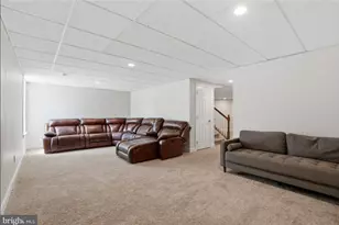 35 Dickinson Ln, Plymouth Meeting, PA 19462 - Photo 29