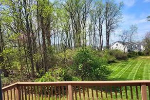 19 Viburnum Ct, Lafayette Hill, PA 19444 - Photo 3