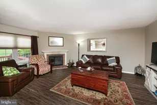 502 Stratford Ct, Lansdale, PA 19446 - Photo 3