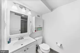 10219 Valley Forge Cir, King of Prussia, PA 19406 - Photo 21