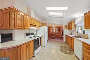 308 Hidden Springs Dr, Souderton, PA 18964 - Photo 15