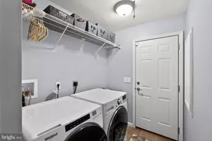 411 Honeysuckle Ln, Blue Bell, PA 19422 - Photo 23
