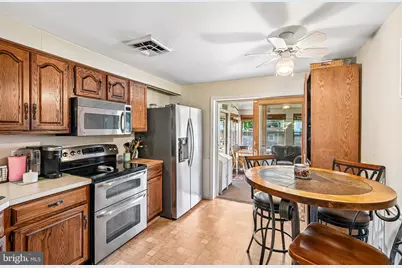 3216 W Sunset Avenue, Eagleville, PA 19403 - Photo 13