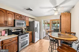 3216 W Sunset Ave, Eagleville, PA 19403 - Photo 13