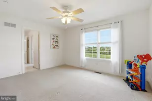 512 Championship Dr, Harleysville, PA 19438 - Photo 59