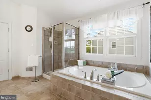 512 Championship Dr, Harleysville, PA 19438 - Photo 47