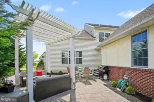825 Clubhouse Dr, Harleysville, PA 19438 - Photo 11