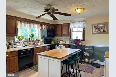 708 E Fornance Street, Norristown, PA 19401 - Photo 17