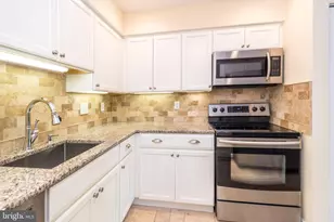 2407 Noras Ct, North Wales, PA 19454 - Photo 9