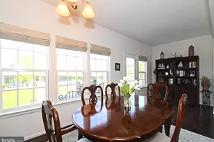 1717 Lisa Ct, Hatfield, PA 19440 - Photo 9