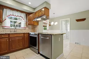 709 Suellen Dr, King of Prussia, PA 19406 - Photo 7