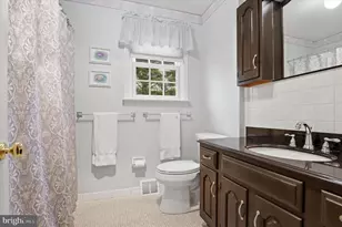 709 Suellen Dr, King of Prussia, PA 19406 - Photo 17