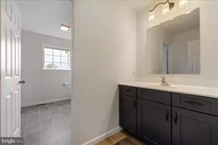 1083 Smyth Ln, Pennsburg, PA 18073 - Photo 35