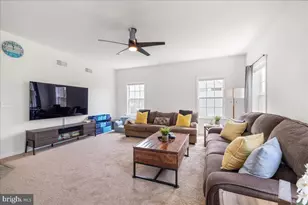 1083 Smyth Ln, Pennsburg, PA 18073 - Photo 19