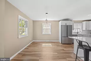 323 Edgewood Ave, Lansdale, PA 19446 - Photo 13