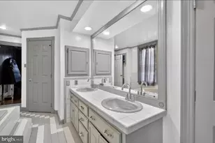 729 Haws Ave, Norristown, PA 19401 - Photo 17
