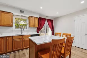 2523 Devonshire Ct, Lansdale, PA 19446 - Photo 9