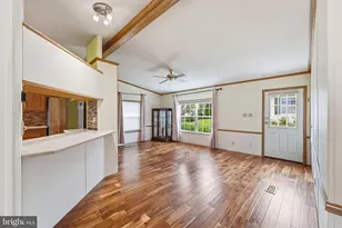 36 Bentwood Cir, Harleysville, PA 19438 - Photo 3