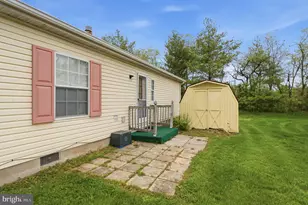 36 Bentwood Cir, Harleysville, PA 19438 - Photo 15