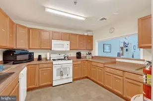 36 Bentwood Cir, Harleysville, PA 19438 - Photo 23
