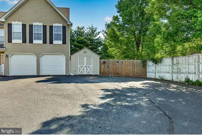197 W 8th Street, Pennsburg, PA 18073 - Photo 3