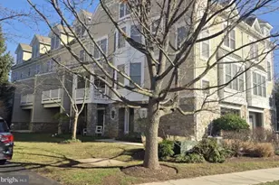 202 Cobblestone Dr, Ardmore, PA 19003 - Photo 1