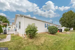 103 Lilac Pl, Royersford, PA 19468 - Photo 3