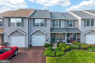 142 Bartlett Ct, Telford, PA 18969 - Photo 1