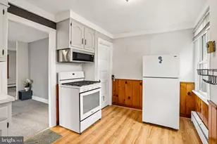 325 Cottage Ave, Horsham, PA 19044 - Photo 13
