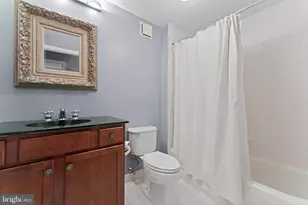 1102 Riverview Ln, Conshohocken, PA 19428 - Photo 31
