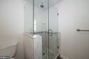 1640 Oakwood Dr, Narberth, PA 19072 - Photo 27