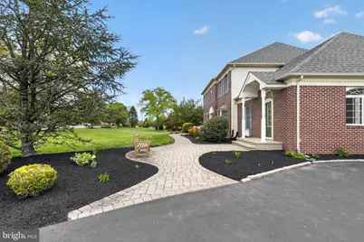 547 Carriage House Lane, Harleysville, PA 19438 - Photo 3