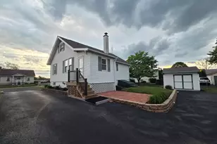 1029 E Philadelphia Ave, Gilbertsville, PA 19525 - Photo 23