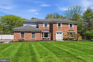 605 Wyndrise Dr, Blue Bell, PA 19422 - Photo 3