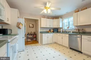 779 Hunter Dr, Pennsburg, PA 18073 - Photo 13