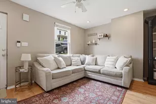 102 Cedar Ave, Conshohocken, PA 19428 - Photo 3