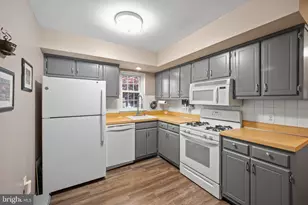 19 Loney St, Jenkintown, PA 19046 - Photo 7