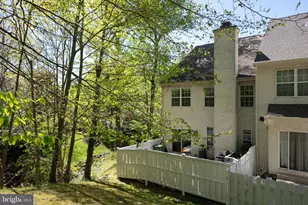 142 Green Valley Cir, Dresher, PA 19025 - Photo 35