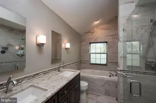 142 Green Valley Cir, Dresher, PA 19025 - Photo 23