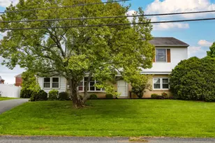 54 Douglas St, Gilbertsville, PA 19512 - Photo 1