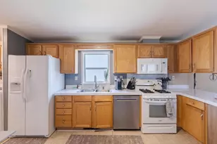 120 Bratton Dr, Norristown, PA 19403 - Photo 11