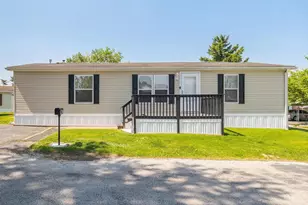 120 Bratton Dr, Norristown, PA 19403 - Photo 1