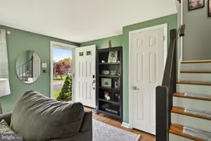 83 Hawthorne Ave, Gilbertsville, PA 19525 - Photo 5