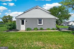 83 Hawthorne Ave, Gilbertsville, PA 19525 - Photo 35
