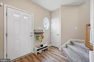 130 Fawn Dr, Gilbertsville, PA 19525 - Photo 3