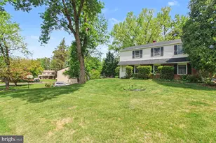351 Golf View Rd, Lafayette Hill, PA 19444 - Photo 9