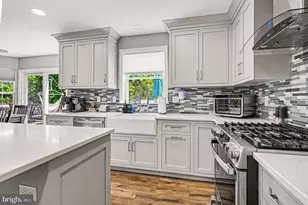 1105 Sun Valley Dr, Royersford, PA 19468 - Photo 13
