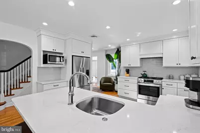 18 W Amherst Road, Bala Cynwyd, PA 19004 - Photo 21
