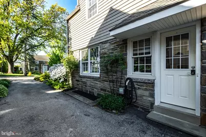 18 W Amherst Road, Bala Cynwyd, PA 19004 - Photo 5